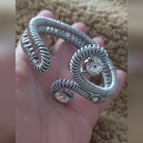 Silvertone Handmade Wire Spiral Statement Bracelet With Crystals. - Picture 5 of 6